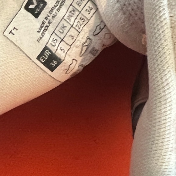 Venturi Sneaker (Women) VEJA - Picture 8 of 9